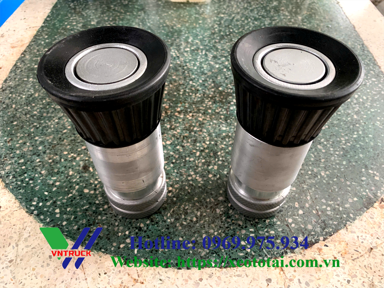 Đầu Vòi Xịt Cao Áp Xe Tưới Nước