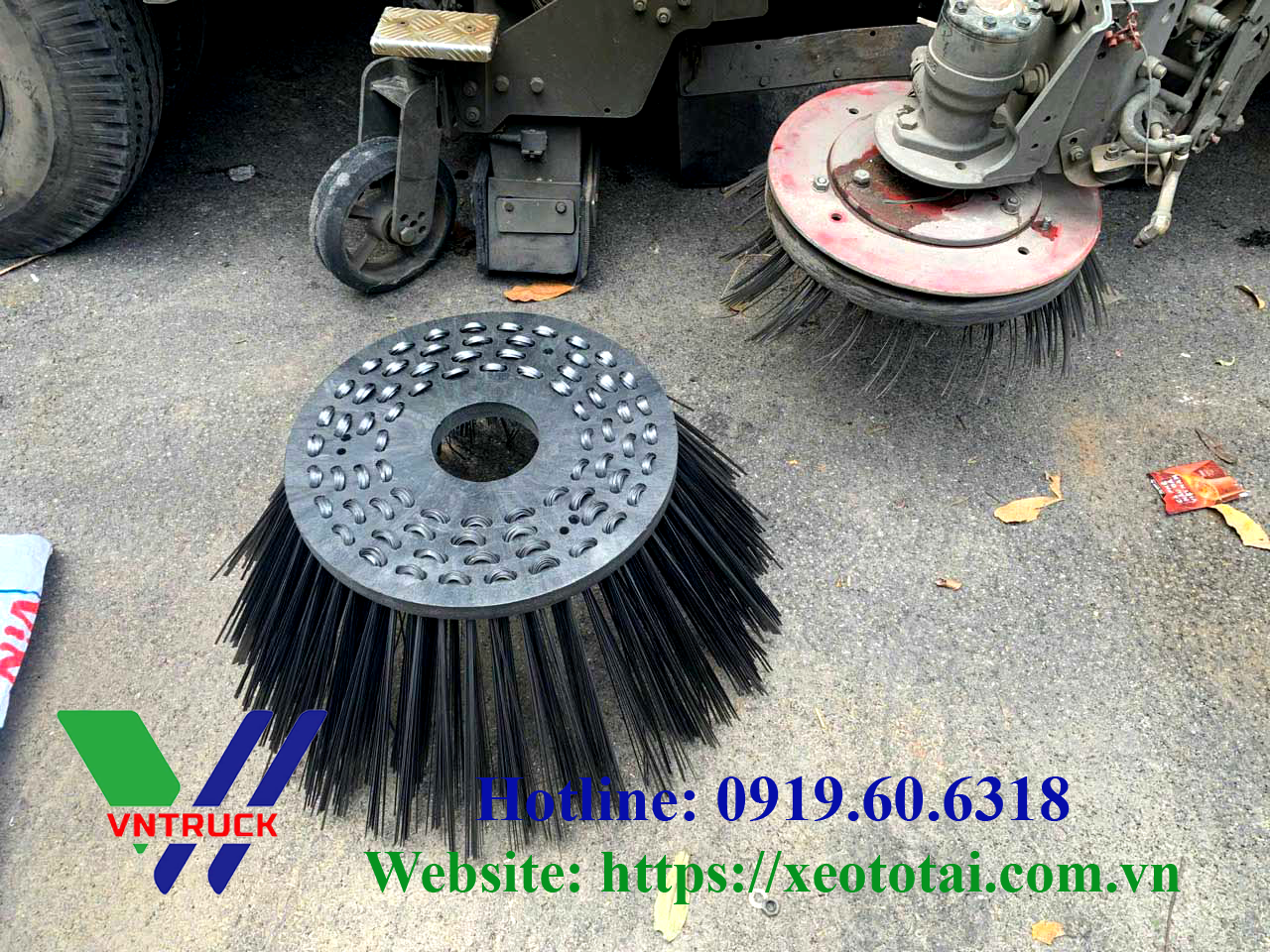 Chổi Sợi Sắt Xe Quét Đường Hút Bụi