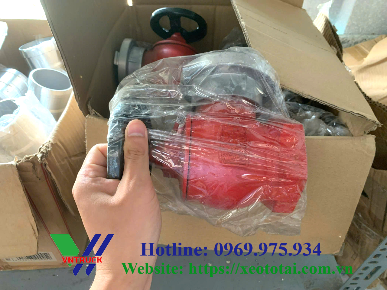 Van Cứu Hỏa Xe Rửa Đường Tưới Cây