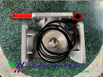 Van 3 Ngả DN65 Xe Tưới Nước